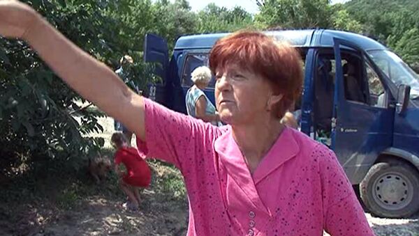 Хуторяне жалуются на помощь в Крымском районе, а власти города дают ответ Хуторяне жалуются на помощь в Крымском районе, а власти города дают ответ