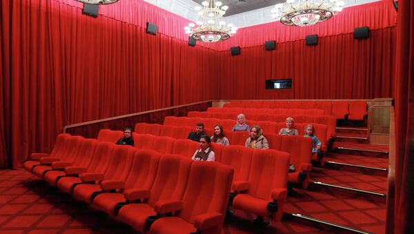 Зрители в кинозале. Архив Зрители в кинозале. Архив