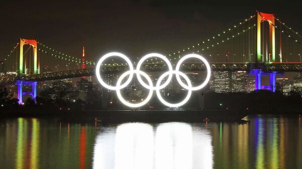 Олимпийские кольца в Токио