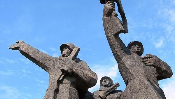 Памятник Освободителям Риги Памятник Освободителям Риги