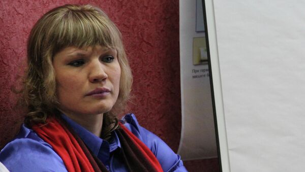 Чемпионка мира по боксу Надежда Торлопова в костромском избиркоме Чемпионка мира по боксу Надежда Торлопова в костромском избиркоме