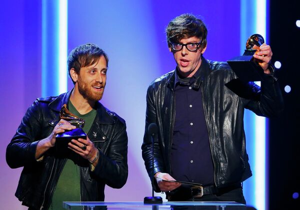 Участники группы Black Keys на церемонии вручения премии Грэмми Участники группы Black Keys на церемонии вручения премии Грэмми
