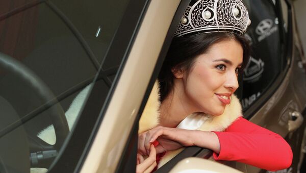 Вручение автомобиля победительнице Мисс Россия 2013 Вручение автомобиля победительнице Мисс Россия 2013