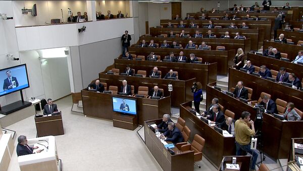 Один против 135: Совфед отправил в досрочную отставку сенатора Малкина Один против 135: Совфед отправил в досрочную отставку сенатора Малкина