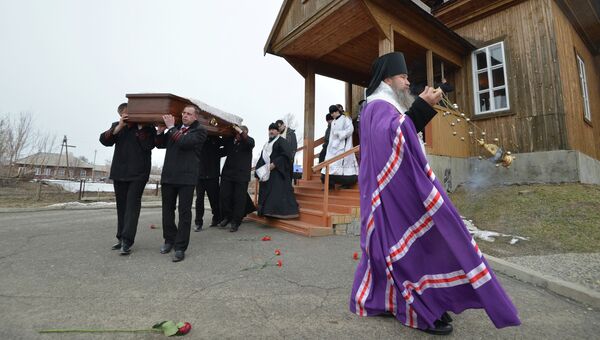 Похороны Валерия Золотухина в селе Быстрый Исток на Алтае Похороны Валерия Золотухина в селе Быстрый Исток на Алтае