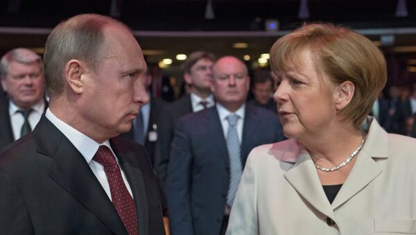 Президент России Владимир Путин и канцлер ФРГ Ангела Меркель Президент России Владимир Путин и канцлер ФРГ Ангела Меркель