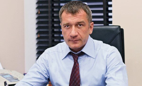Депутат законодательного собрания Ленинградской области, секретарь регионального отделения партии Единая Россия Владимир Петров Депутат законодательного собрания Ленинградской области, секретарь регионального отделения партии Единая Россия Владимир Петров
