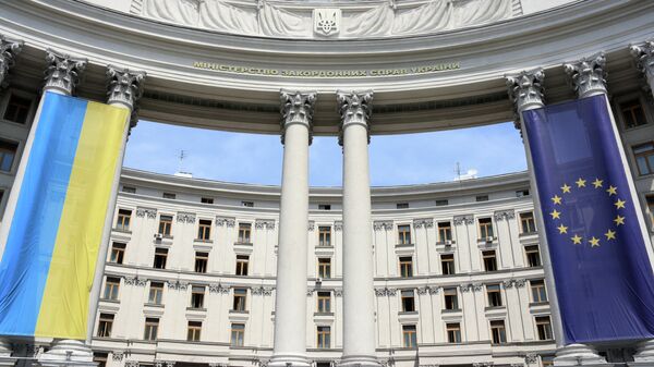 На Украине вступило в действие решение СНБО о курсе на членство в ЕС и НАТО