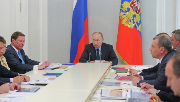 В.Путин провел совещание по развитию ОСК В.Путин провел совещание по развитию ОСК