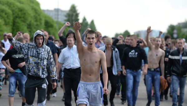 Народный сход против этнопреступности в Удомле Народный сход против этнопреступности в Удомле