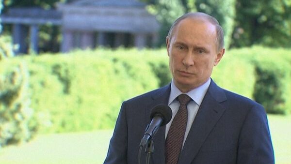 Путин объяснил, почему Россия не может выдать Сноудена США Путин объяснил, почему Россия не может выдать Сноудена США