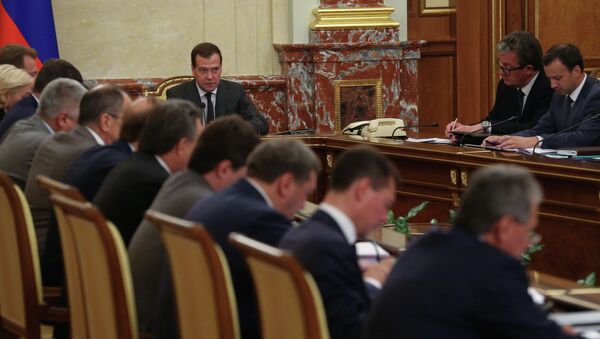 Д.Медведев провел заседание правительства РФ Д.Медведев провел заседание правительства РФ