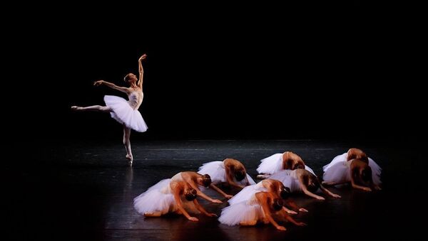 Премьера En Pointe в Екатеринбургском театре оперы и балета Премьера En Pointe в Екатеринбургском театре оперы и балета