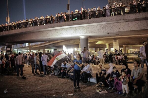 Митингующие на площади Тахрир в Каире Митингующие на площади Тахрир в Каире
