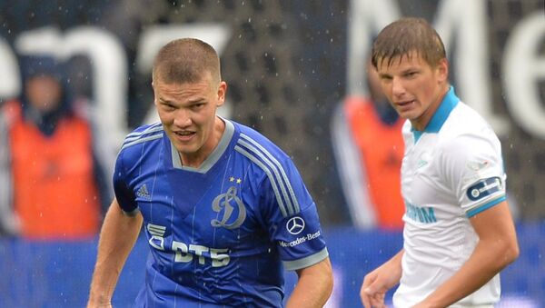 Полузащитник Динамо Игорь Денисов (слева) и полузащитник Зенита Андрей Аршавин Полузащитник Динамо Игорь Денисов (слева) и полузащитник Зенита Андрей Аршавин