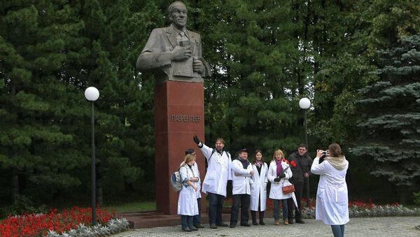Флешмоб ученых в Академгородке в Новосибирске Флешмоб ученых в Академгородке в Новосибирске