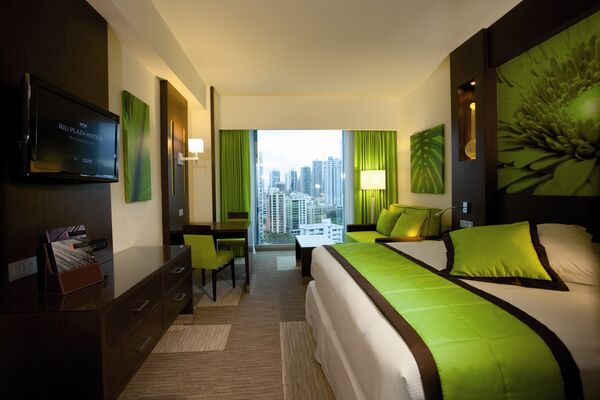 Номер отеля Riu Plaza Panama Номер отеля Riu Plaza Panama