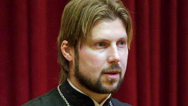 Настоятель храма Иоанна Воина в деревне Верево Ленинградской области Глеб Грозовский, архивное фото Настоятель храма Иоанна Воина в деревне Верево Ленинградской области Глеб Грозовский, архивное фото