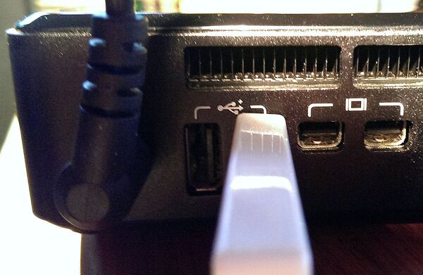 Intеl NUC DC53427HYE. Два выхода Mini Display Port Intеl NUC DC53427HYE. Два выхода Mini Display Port