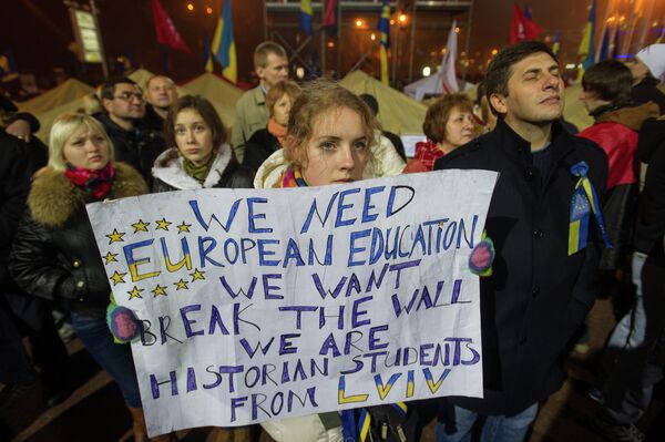 Митинг сторонников евроинтеграции Украины в Киеве Митинг сторонников евроинтеграции Украины в Киеве