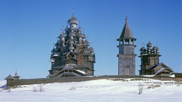 Архитектурный ансамбль острова Кижи. Архивное фото. Архитектурный ансамбль острова Кижи. Архивное фото.