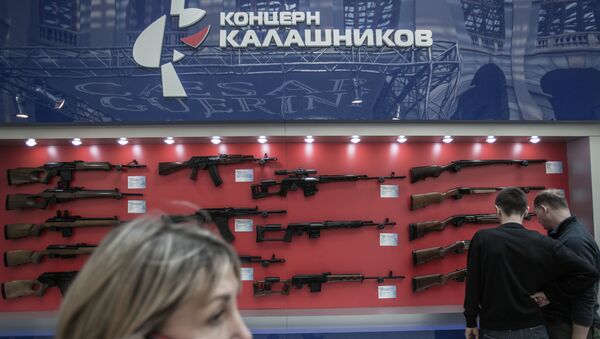 Стенд концерна Калашников. Архивное фото Стенд концерна Калашников. Архивное фото