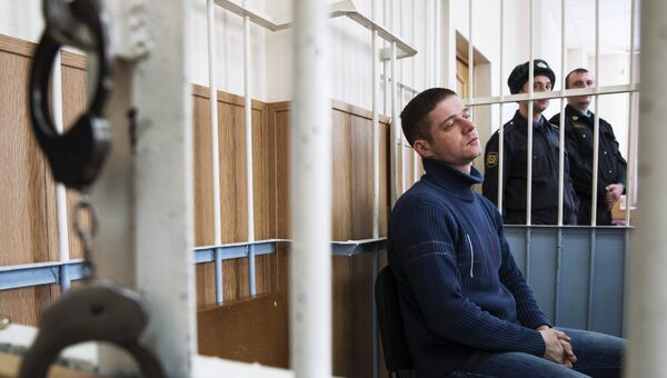 Суд арестовал мужчину, открывшего стрельбу в храме Южно-Сахалинска Суд арестовал мужчину, открывшего стрельбу в храме Южно-Сахалинска
