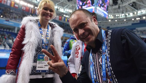 Президент Союза конькобежцев России Алексей Кравцов после соревнований по шорт-треку среди мужчин на XXII зимних Олимпийских играх в Сочи. Президент Союза конькобежцев России Алексей Кравцов после соревнований по шорт-треку среди мужчин на XXII зимних Олимпийских играх в Сочи.