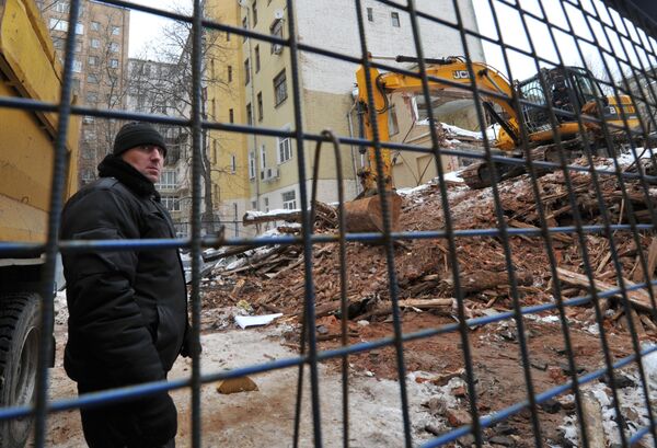 Снос дома в Большом Козихинском переулке в Москве Большой Козихинский 25 Снос дома в Большом Козихинском переулке в Москве Большой Козихинский 25