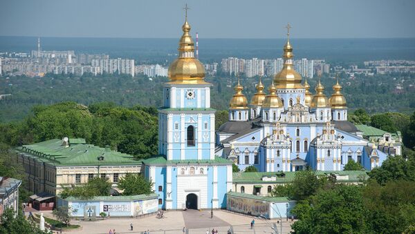 Михайловский собор в Киеве. Архивное фото Михайловский собор в Киеве. Архивное фото