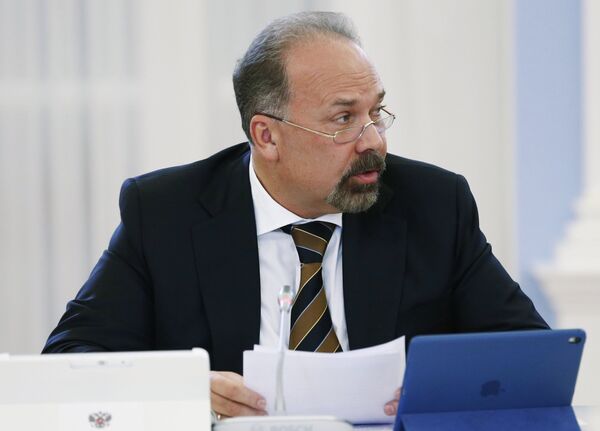 Министр строительства и жилищно-коммунального хозяйства РФ Михаил Мень Министр строительства и жилищно-коммунального хозяйства РФ Михаил Мень
