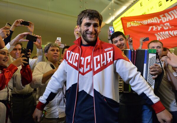 Аниуар Гедуев Аниуар Гедуев