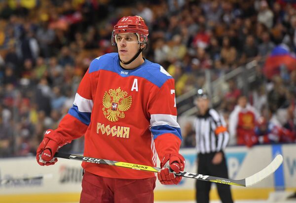 Нападающий сборной России Евгений Малкин Нападающий сборной России Евгений Малкин
