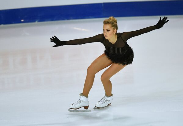 Елена Радионова Елена Радионова