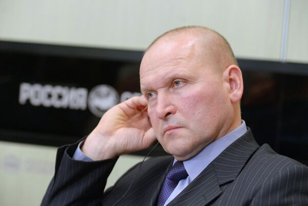 Старший тренер мужской сборной России по тяжелой атлетике Павел Кузнецов Старший тренер мужской сборной России по тяжелой атлетике Павел Кузнецов