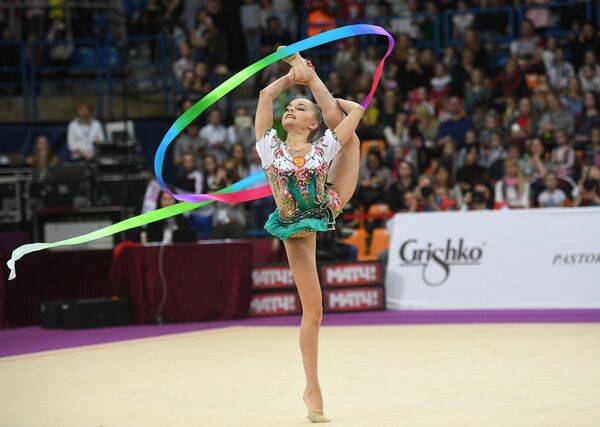Арина Аверина (Россия) Арина Аверина (Россия)