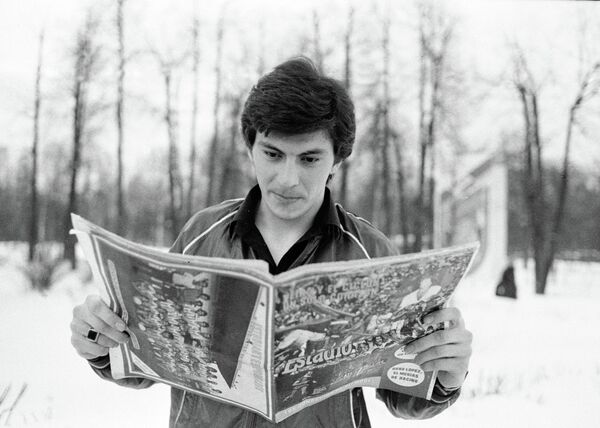 Вратарь сборной команды СССР по футболу Ринат Дасаев (1983 год) Вратарь сборной команды СССР по футболу Ринат Дасаев (1983 год)