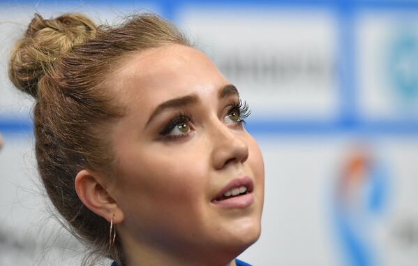 Елена Радионова Елена Радионова