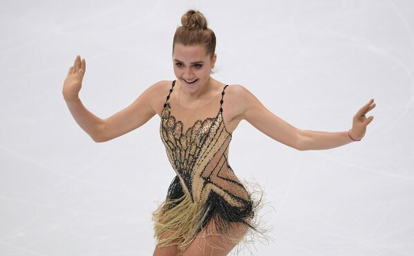 Елена Радионова Елена Радионова