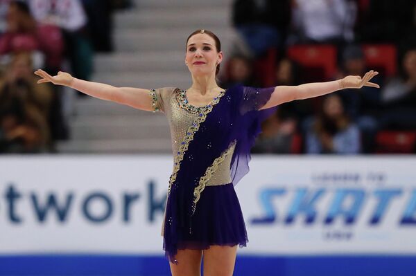 Алена Леонова Алена Леонова