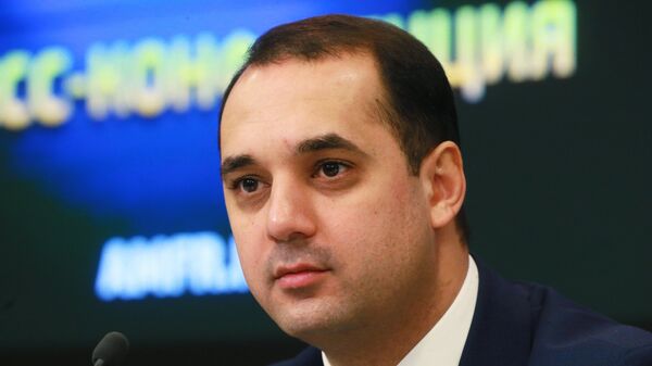 Президент Ассоциации мини-футбола России Эмиль Алиев Президент Ассоциации мини-футбола России Эмиль Алиев