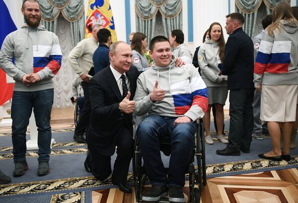 Владимир Путин и Андрей Мещеряков Владимир Путин и Андрей Мещеряков
