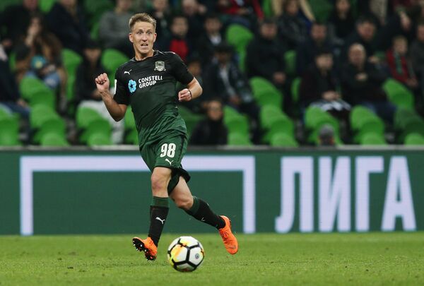 Защитник ФК Краснодар Сергей Петров Защитник ФК Краснодар Сергей Петров