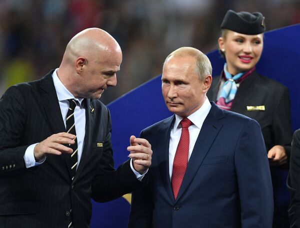 Владимир Путин на награждении победителей ЧМ-2018 Владимир Путин на награждении победителей ЧМ-2018