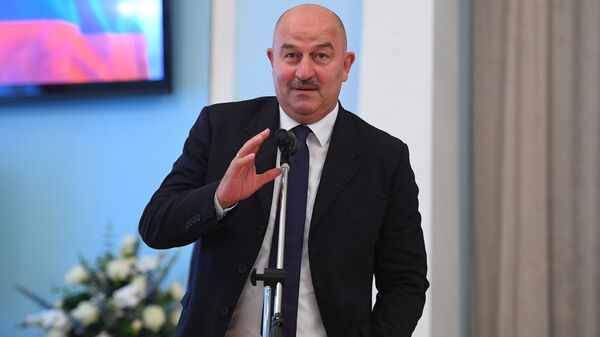 Главный тренер сборной России Станислав Черчесов Главный тренер сборной России Станислав Черчесов