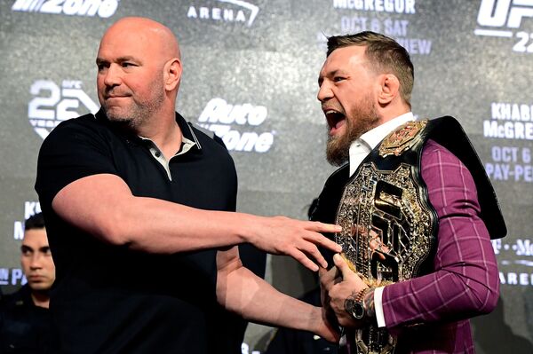 Президент UFC Дэйна Уайт и Конор Макгрегор Президент UFC Дэйна Уайт и Конор Макгрегор