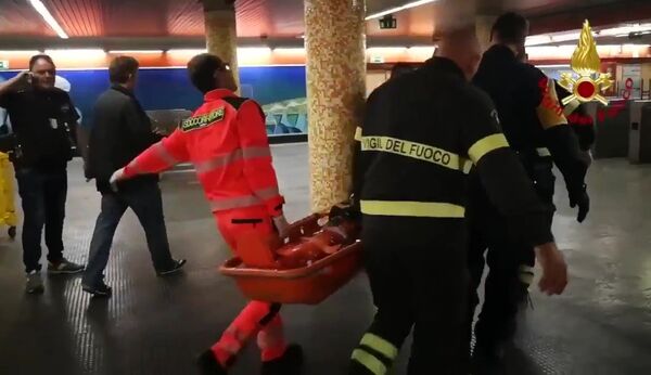 Болельщики ЦСКА пострадали при обрушении эскалатора метро в Риме Болельщики ЦСКА пострадали при обрушении эскалатора метро в Риме