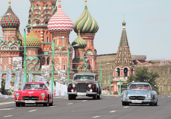 Парад ретроавтомобилей Парад ретроавтомобилей