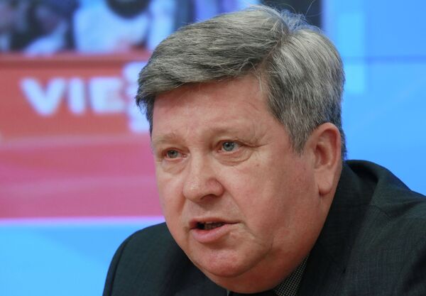 Александр Уваров Александр Уваров