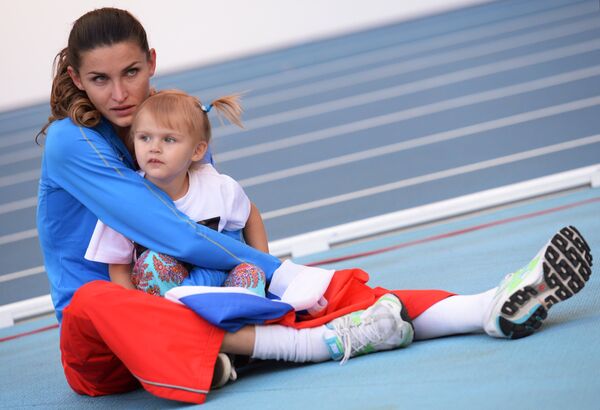 Анна Чичерова с дочерью Никой Анна Чичерова с дочерью Никой